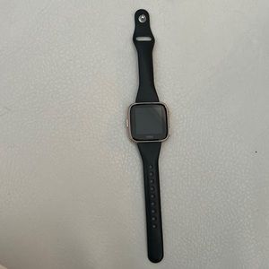 Fitbit versa 1 used good condition
